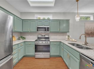 134 Whispering Wind Dr, Georgetown, TX 78633