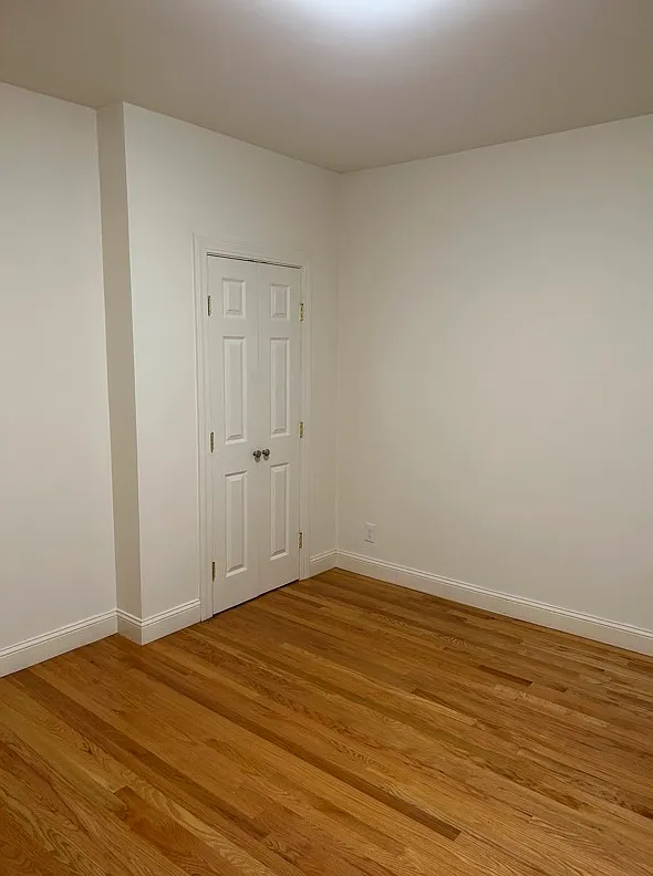 Studio, 500 sqft, $1,875 — Photo 3