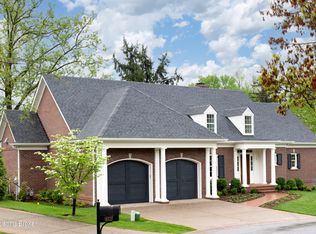 401 Stonehaven Commons Ct, Saint Matthews, KY 40207