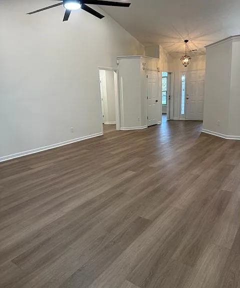 920 Charles Hall Dr — Photo 4