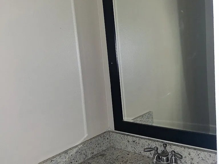 1205 Pleasant Oaks Ct #1205 — Photo 11