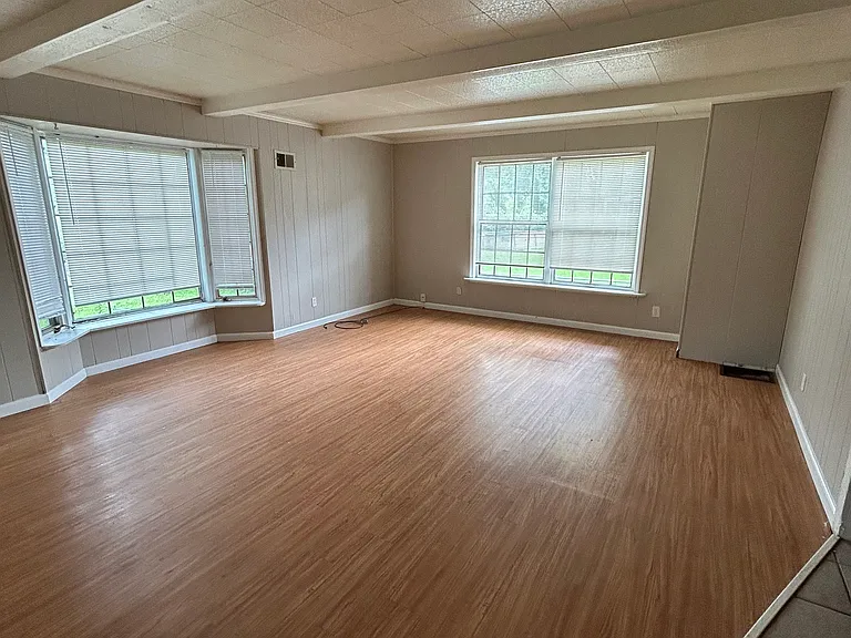 11714 Criterion Ave — Photo 3