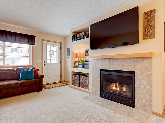 2nd image of 3571 Sterling Heights Dr