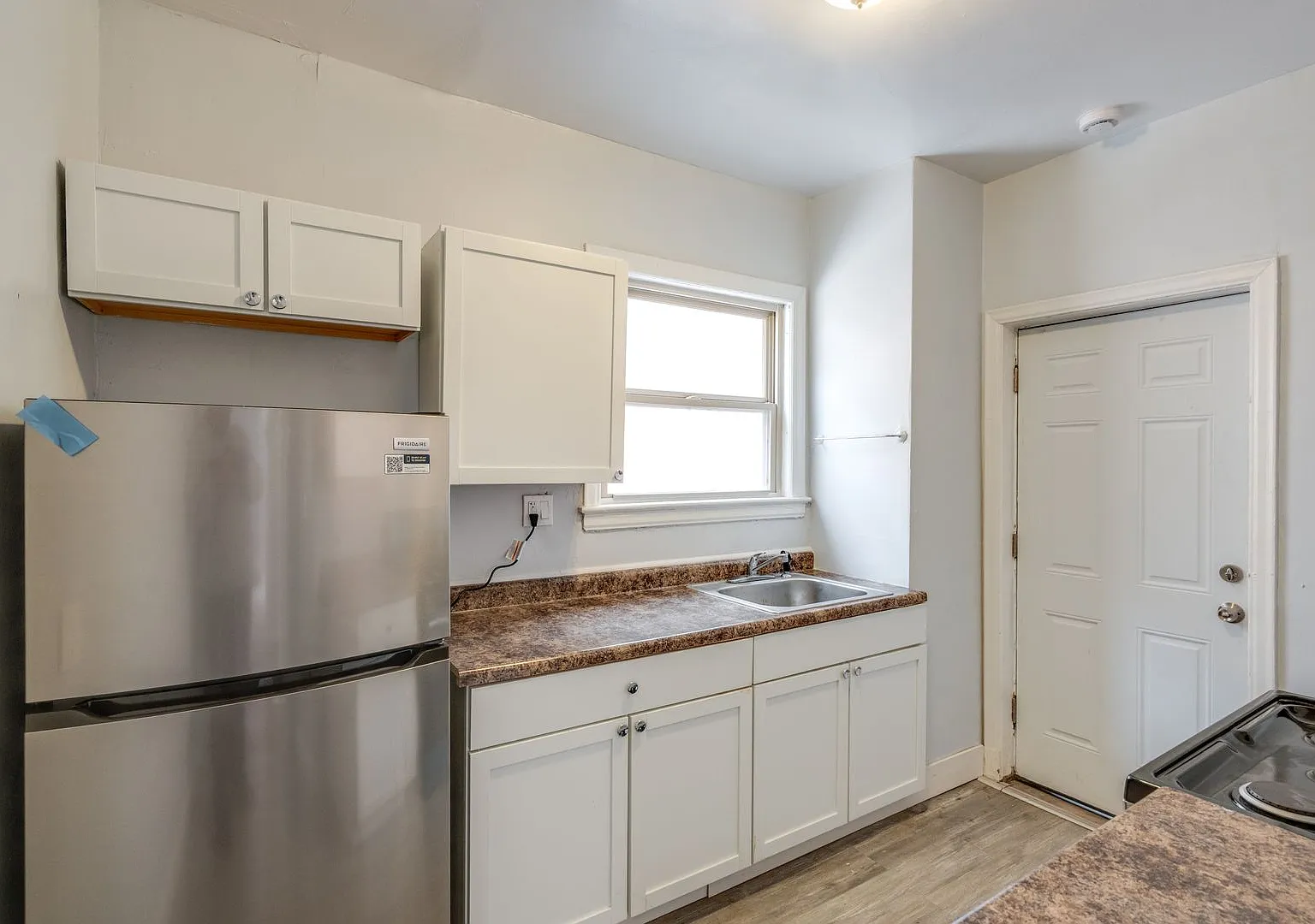 2-Bedrooms — Photo 2