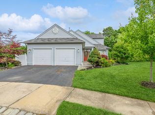 28 Florian Ct, Manchester, NJ 08759