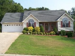 7113 Cedar Hill Dr, Gainesville, GA 30507