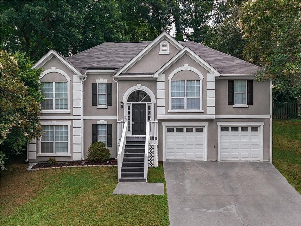 1st image of 4830 Old Field Dr NE