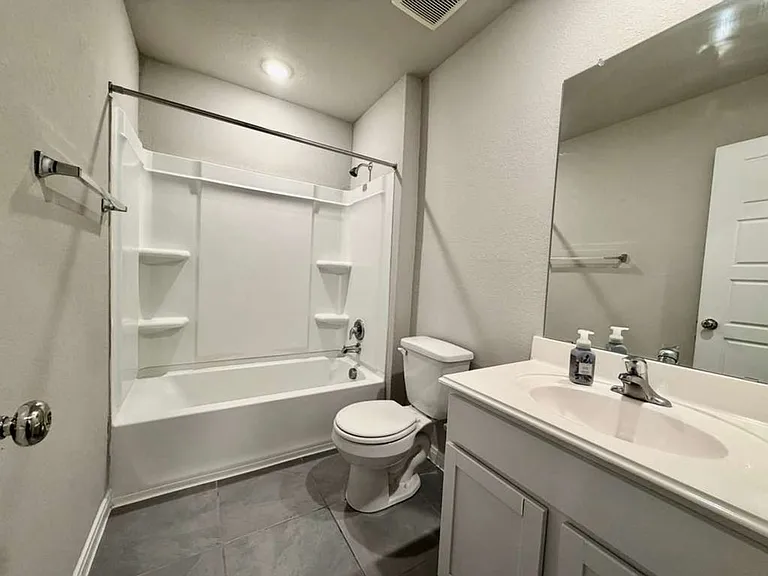 627 Retama Pass — Photo 20