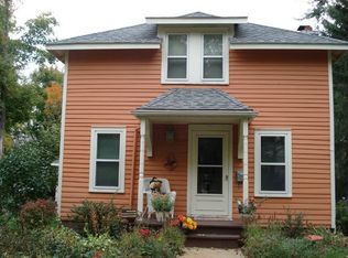 144 N Holcomb Rd, Clarkston, MI 48346