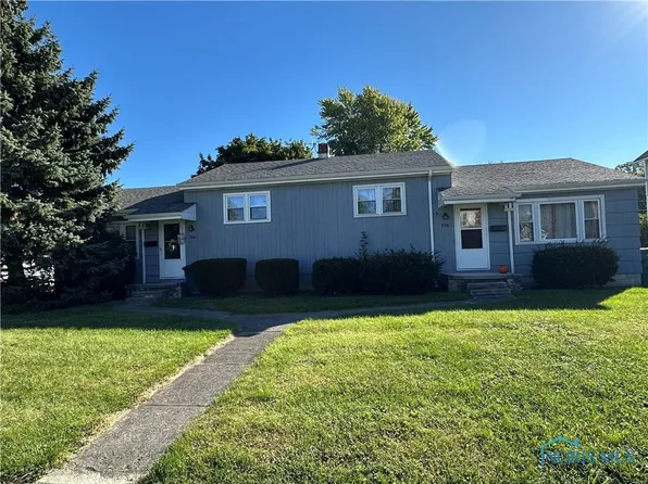 740 N Main St, Fostoria, OH 44830