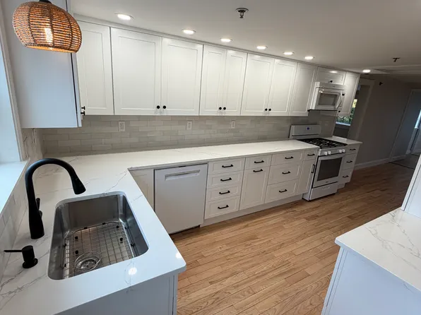 138 Low St, Newburyport, MA 01950