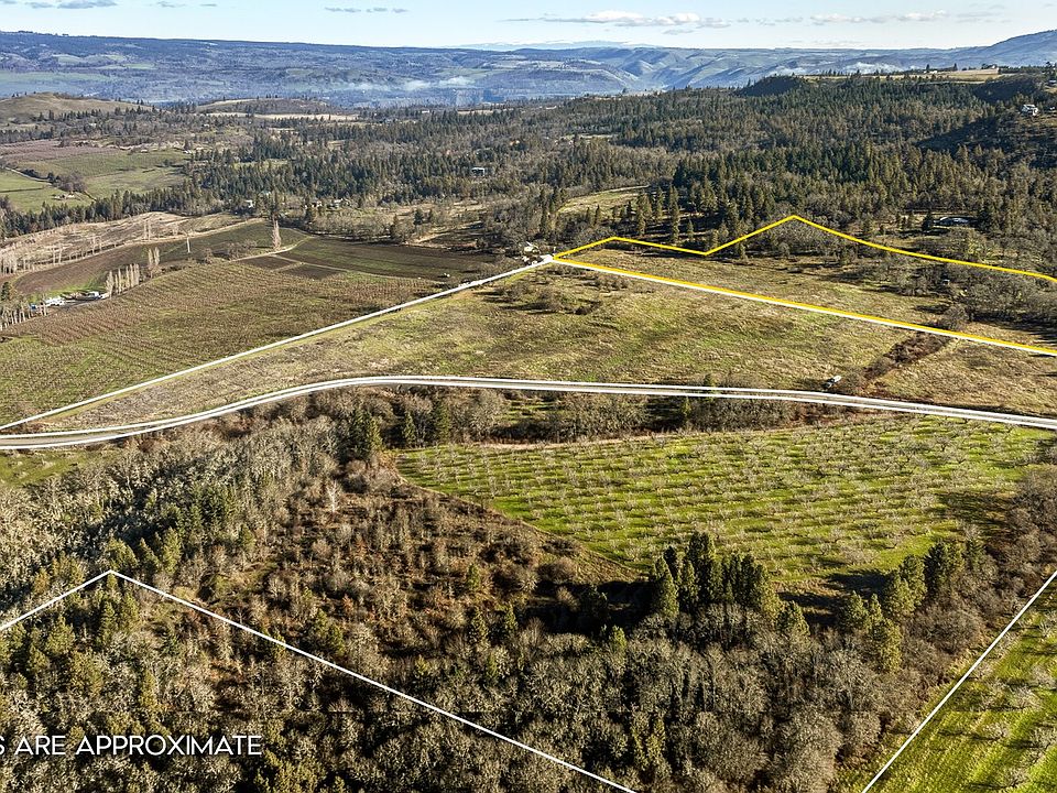 1st image of Dry Creek Rd