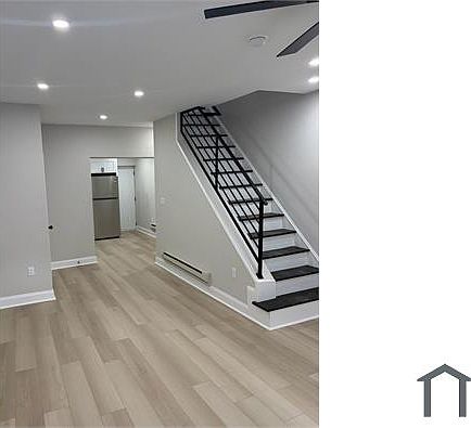 2nd image of 1530 S Lecount St