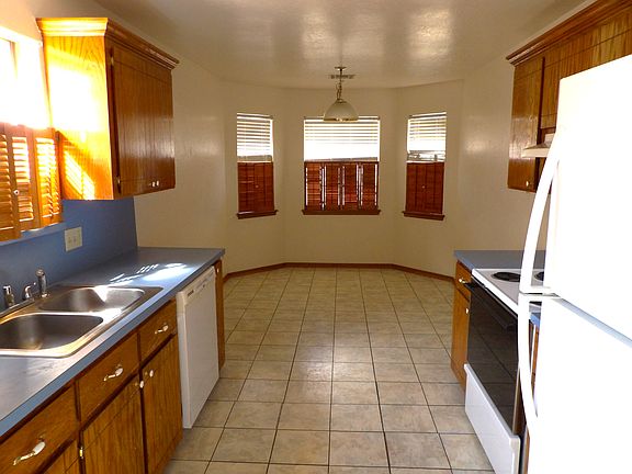 4th image of 4106 SW Rolling Hills Dr