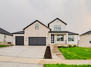 1048 W Chokecherry St, Saratoga Springs, UT 84045