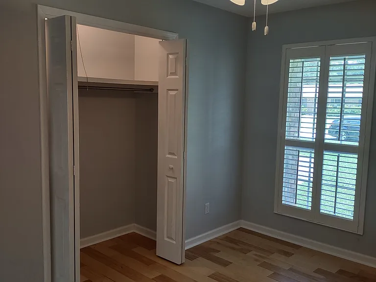 428 Audubon Dr N — Photo 5