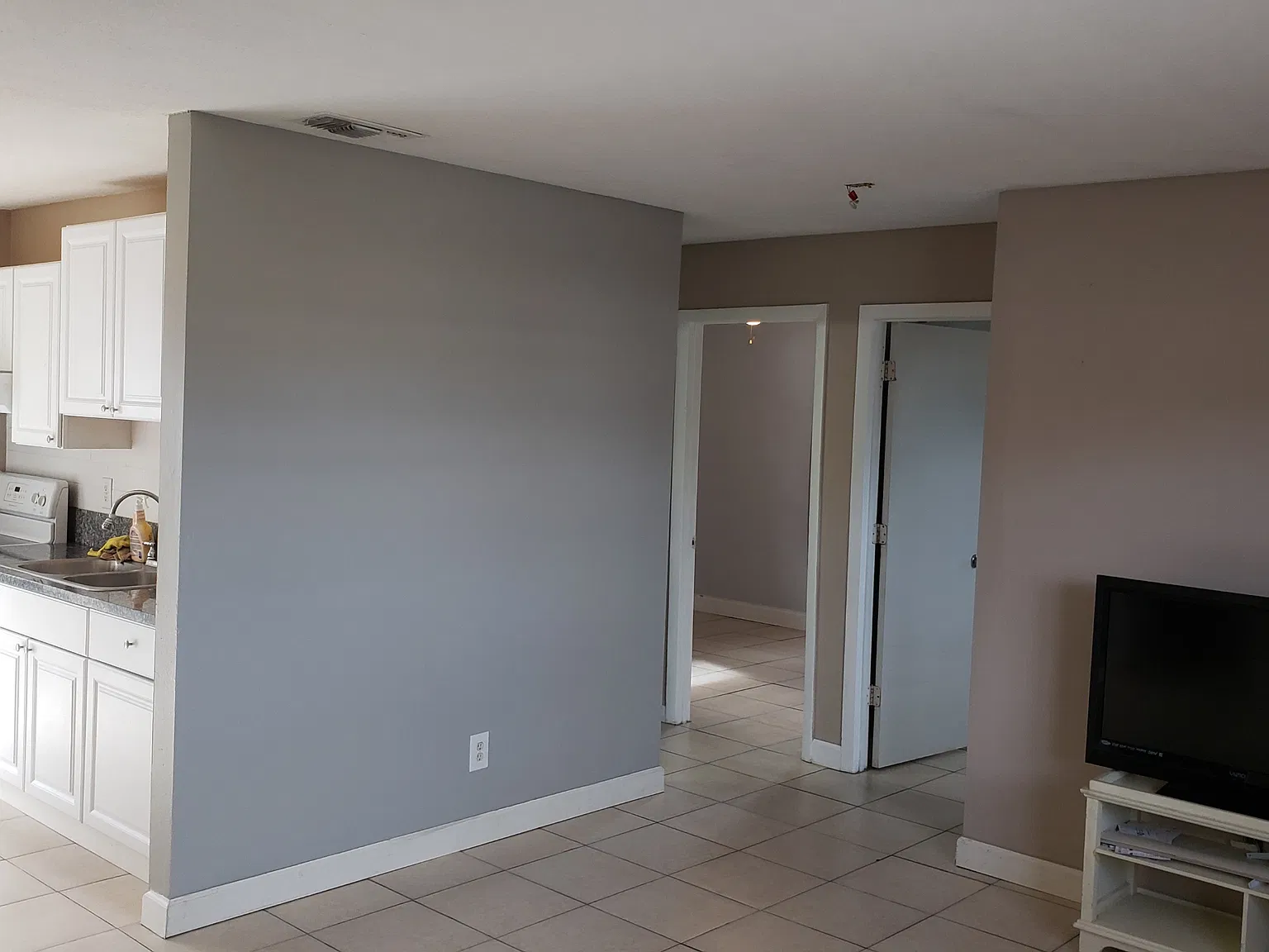 1309 Union St — Photo 3