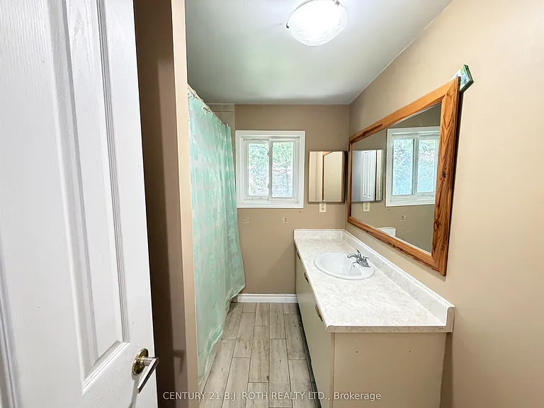 29 Irwin Dr #UPPER — Photo 23