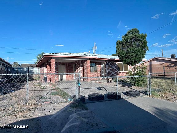 4th image of 1606 Lou Andes Rd