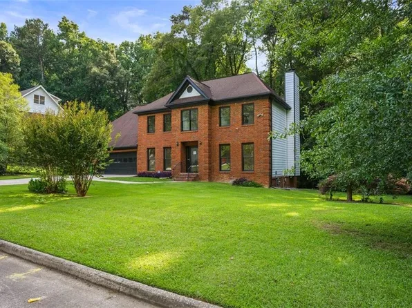 467 Orchards Walk, Stone Mountain, GA 30087