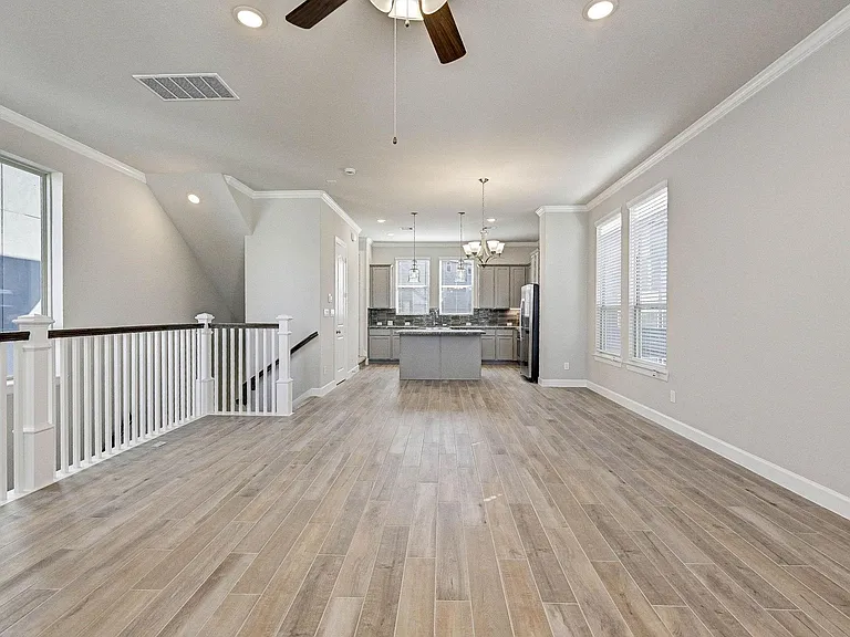 1918 Kirby Landing Dr — Photo 8