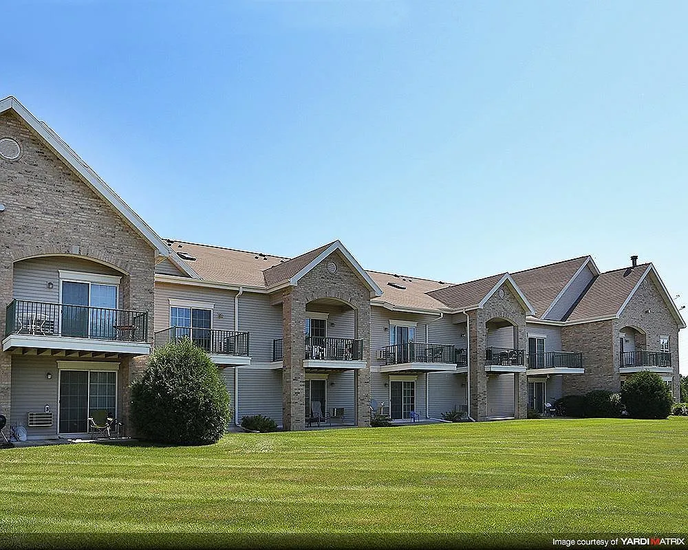Gateway Commons — Photo 2