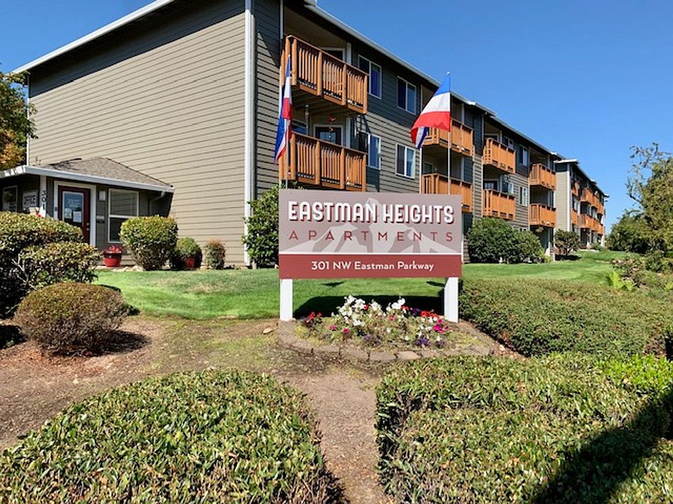 1st image of 301 NW Eastman Pkwy APT 207