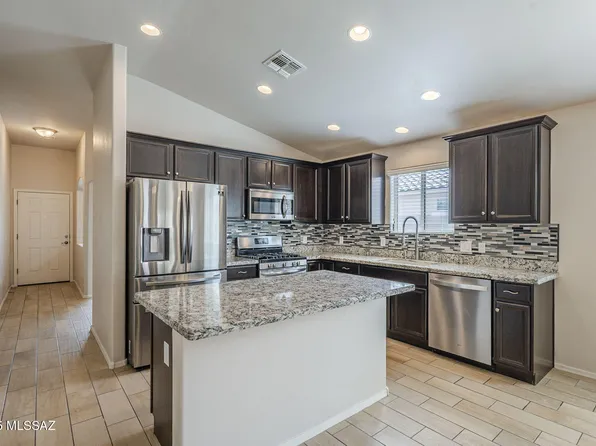 8760 W Saguaro Moon Rd, Marana, AZ 85653