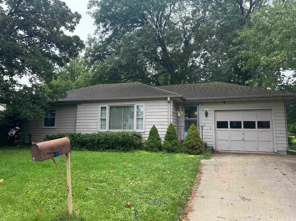 1323-1313 Longmoor Ave, Savanna, IL 61074