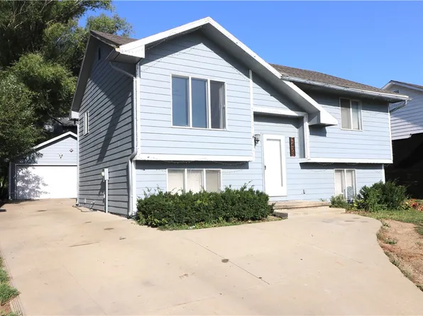 2438 SE 19th St, Des Moines, IA 50320