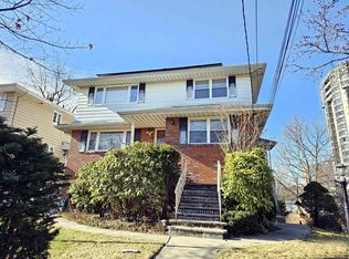 1243 16th St FLOOR 1, Fort Lee, NJ 07024