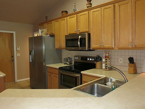 4th image of 2337 NW 91st Dr