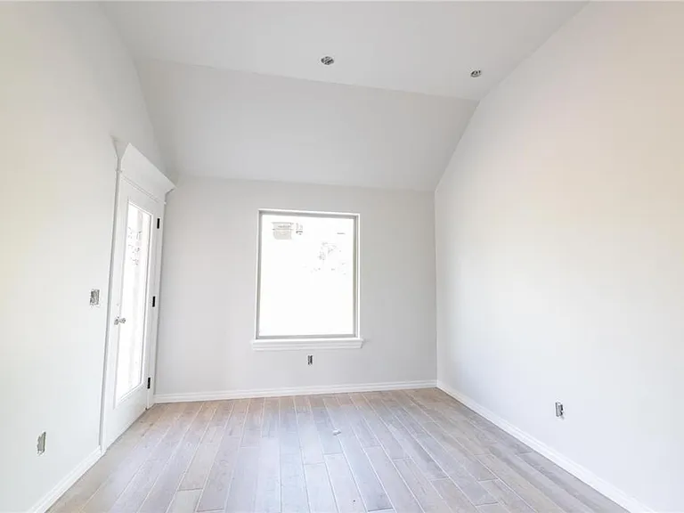 3805 Lleyton Dr — Photo 6