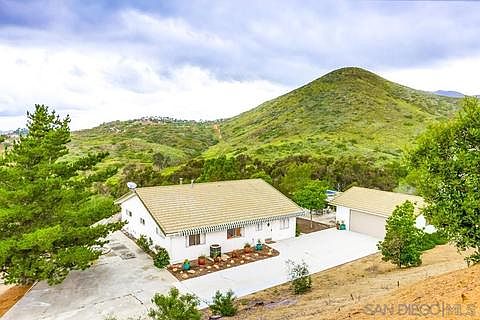 2nd image of 14015 Jamul Dr