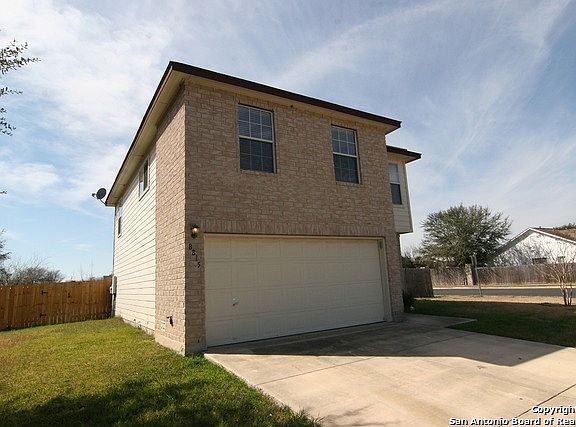 4th image of 8815 Shadow Wood Ln