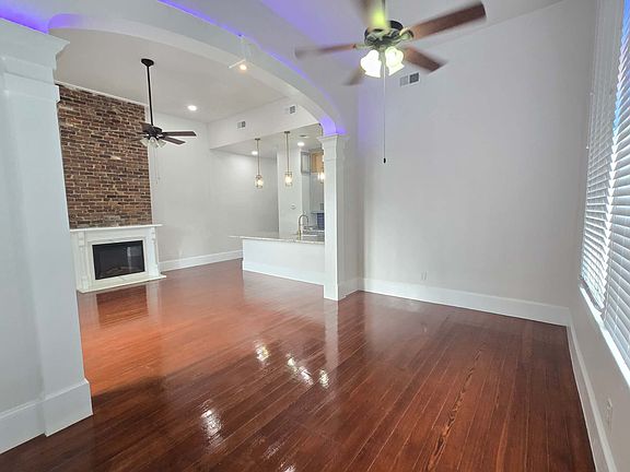 3rd image of 1619 Marengo St #1B
