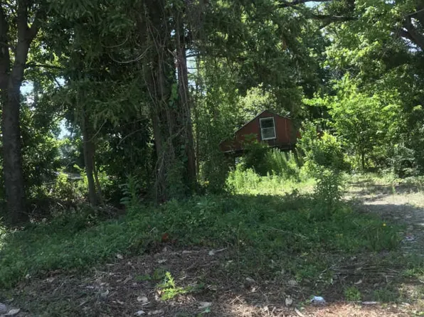 1205 Brices Creek Rd, New Bern, NC 28562