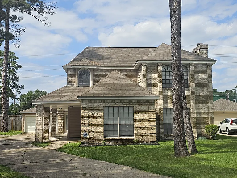 14734 Treborway Dr — Photo 1