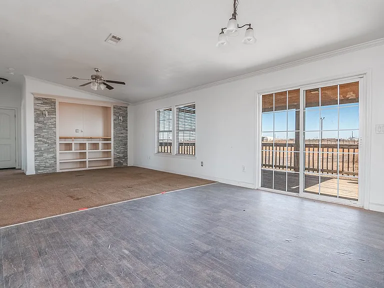 1504 N County Road 1068 — Photo 11