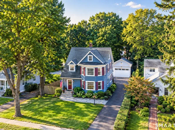 150 Holmes Avenue, Darien, CT 06820