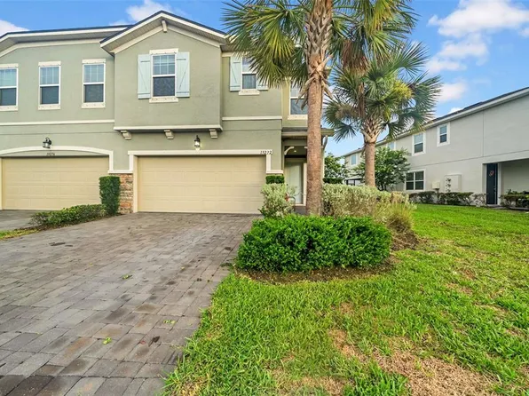 19272 Blue Pond Dr, Lutz, FL 33558