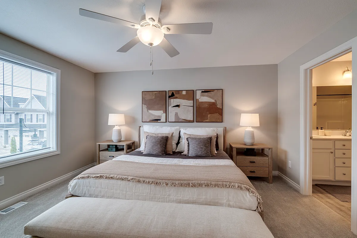 Building Photo - Harbor Town Townhomes