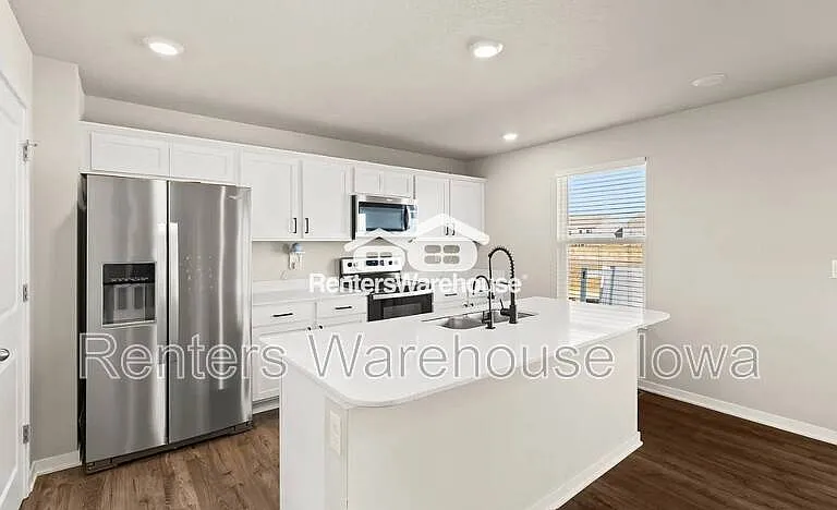 602 Elizabeth Ln NW — Photo 7
