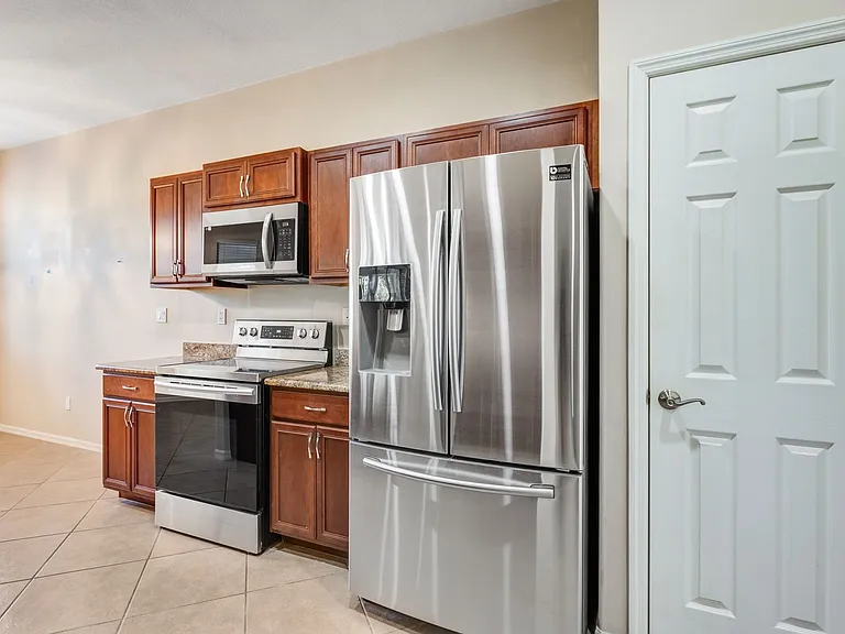 12866 Carrington Cir #202 — Photo 9