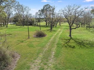 19518 Old Galveston Rd, Webster, TX 77598