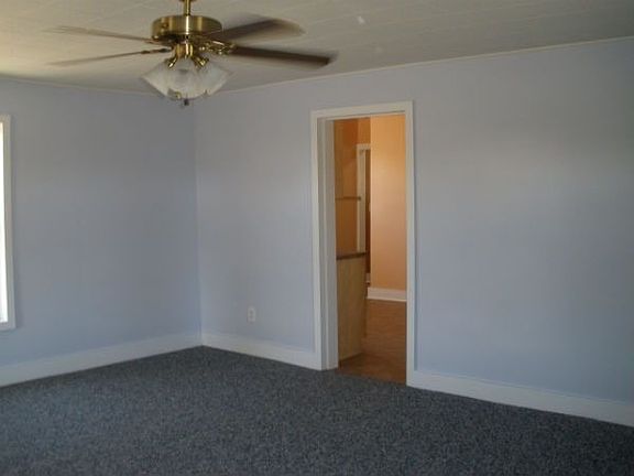 5th image of 195 North 300 East