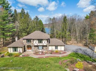 157 Greenwood Dr, Blakeslee, PA 18610