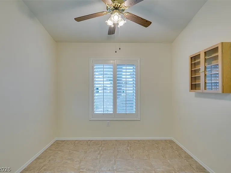 2001 Joy View Ln #2001 — Photo 10