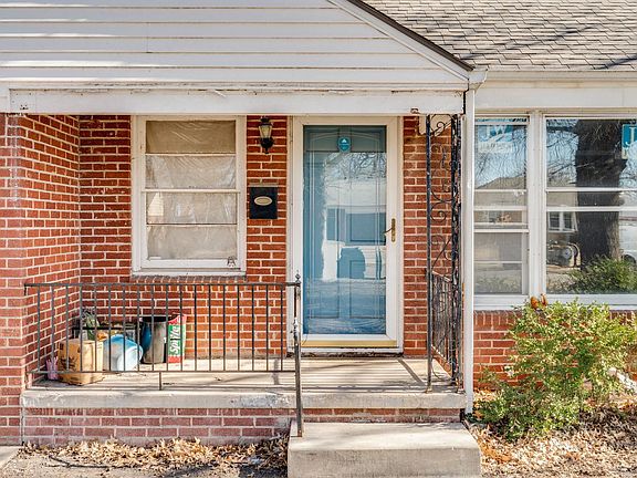 5th image of 646 S Mission Rd