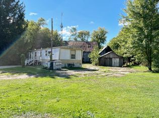 75 Custer Rd, Sandusky, MI 48471